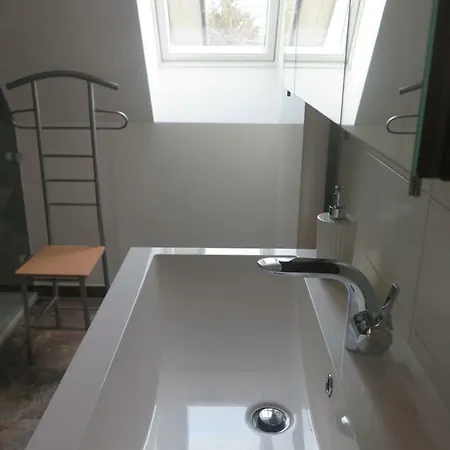 Crossartig Apartman *